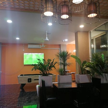 Nj Patong Hotel Екстериор снимка
