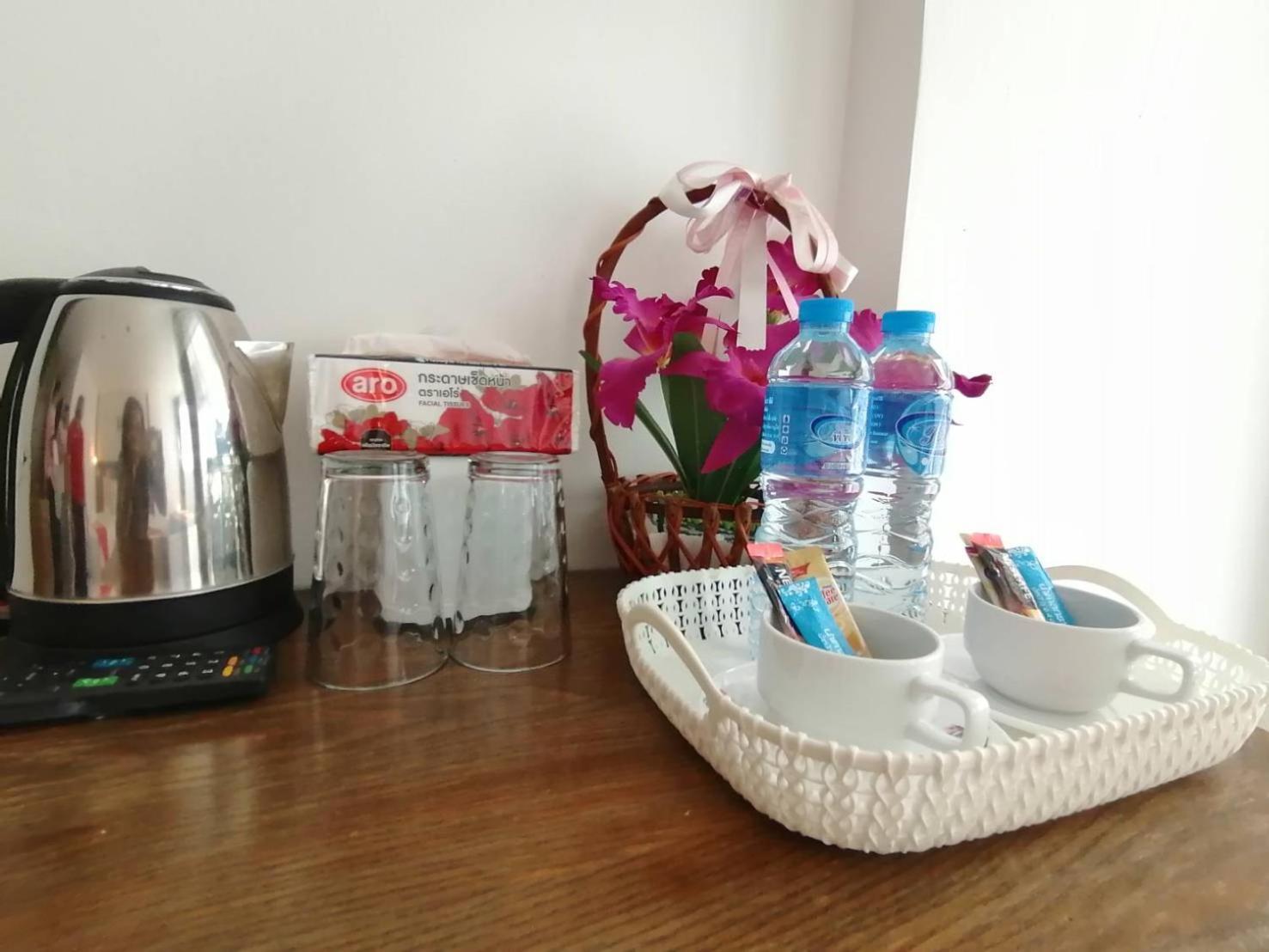 Nj Patong Hotel Екстериор снимка